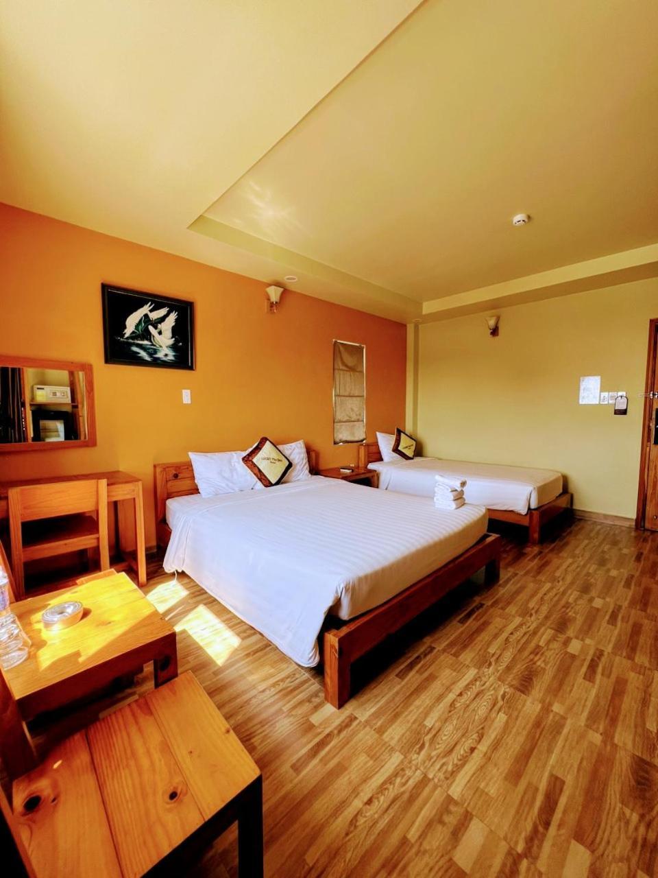 Lucky Phu Quoc Hotel Exterior foto